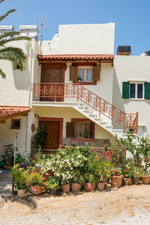 Thea Istron Exterior foto